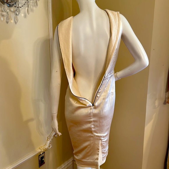 Dolce & Gabbana Dress Embroidered Pattern size 40 IT In Perfect Conditions - Picture 12 of 13